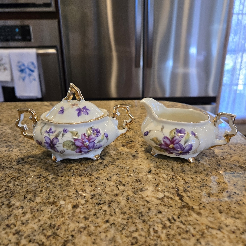 Bone China Lidded Sugar Bowl & Creamer Set